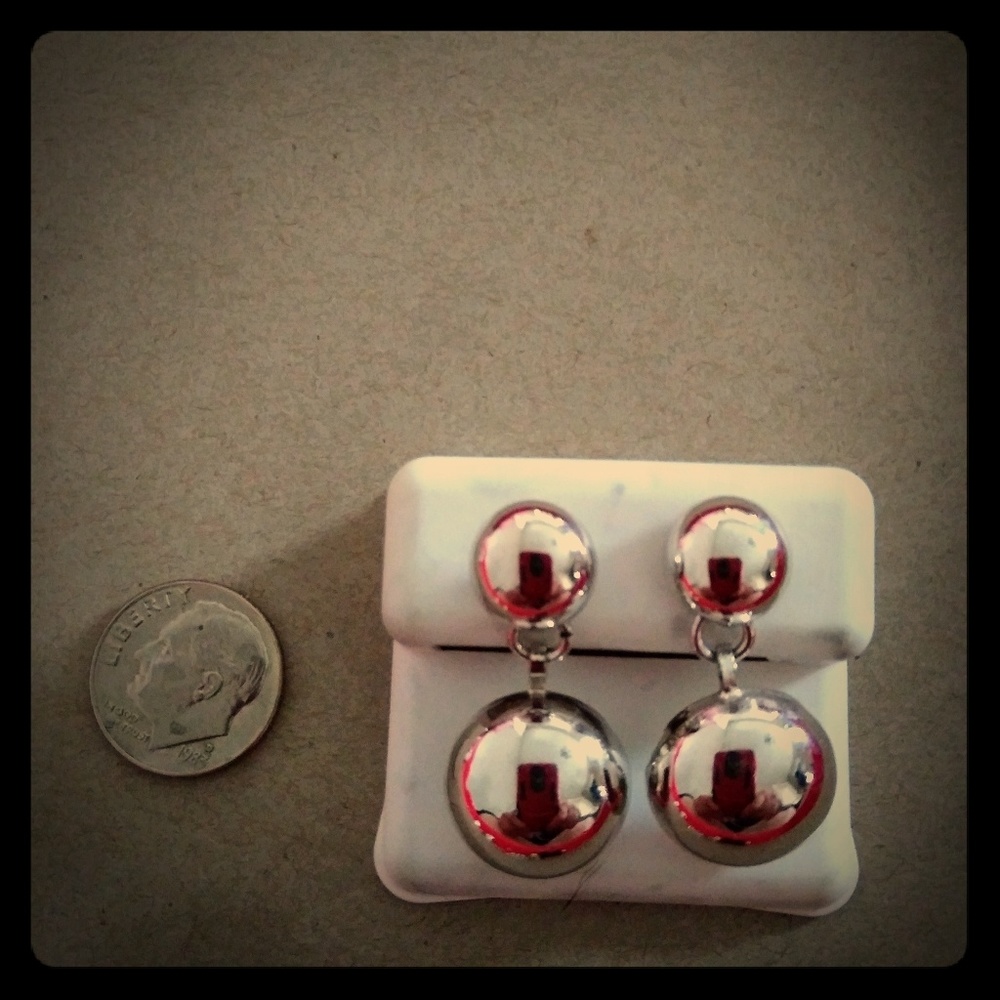 Cute Vintage Button Earrings